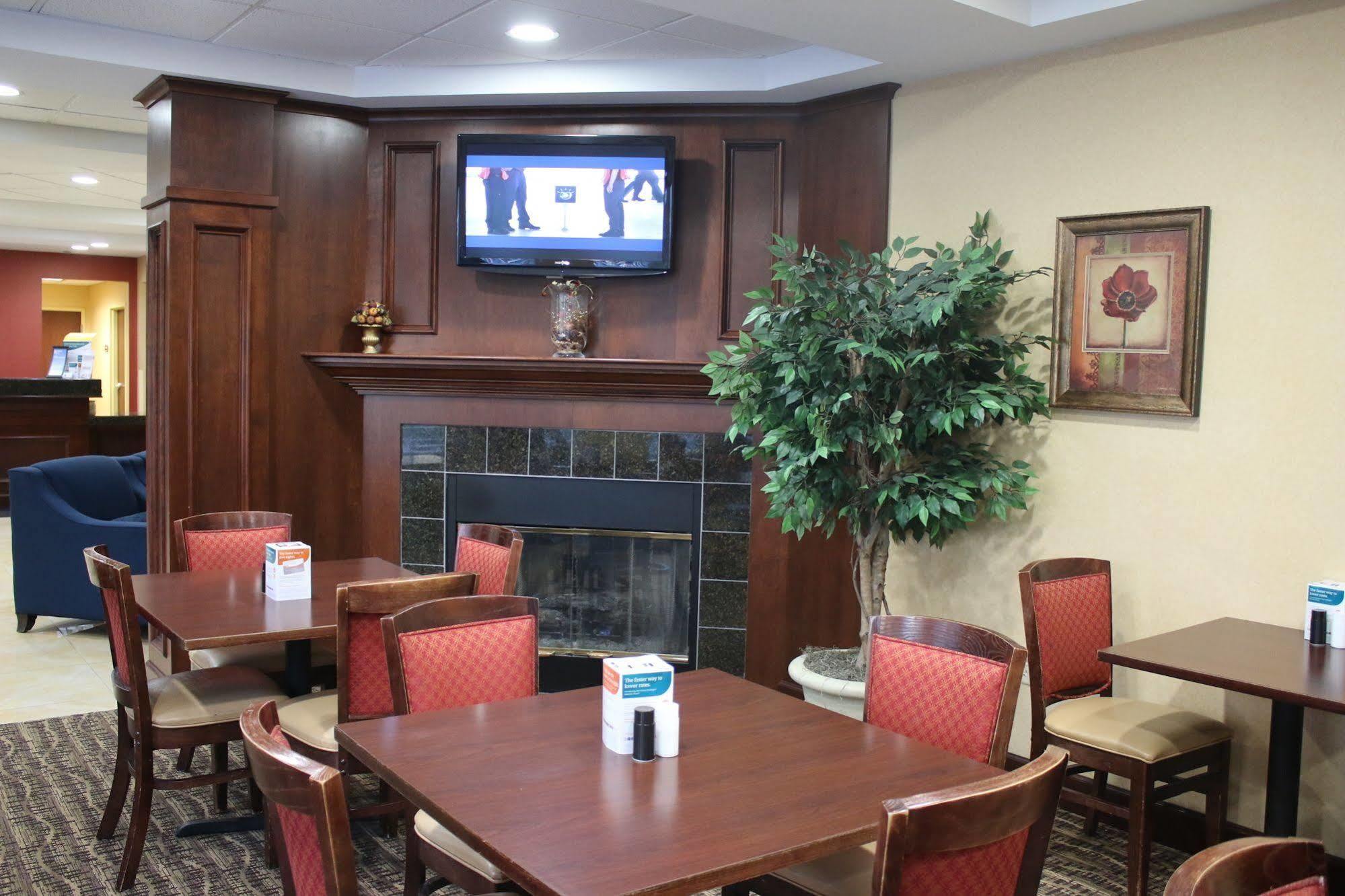 Comfort Inn & Suites Scarborough-Portland Ngoại thất bức ảnh